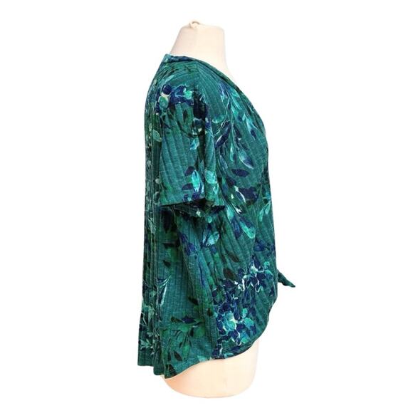 Ribbed Tie Front Button Down Blouse - Picture 4 of 11